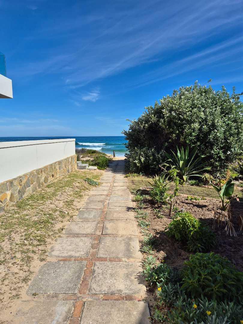 3 Bedroom Property for Sale in Pienaarstrand Western Cape